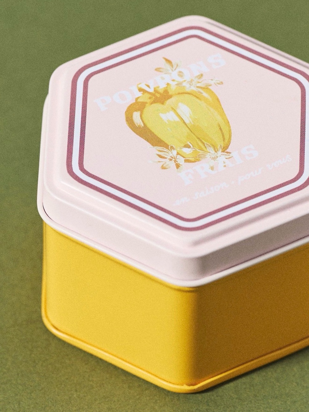 Anthropologie Juliette Fresh Wildflower & Bell Pepper Hexagonal Tin Candle - Picture 2 of 7